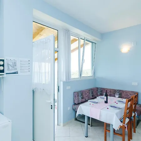 Na Krstu Vi Appartamento Orasac